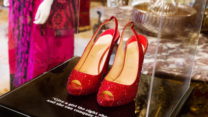 45 RIGTH-SHOES-SHE-WILL-CONQUER-THE-ZAPATOS-WORL-01
